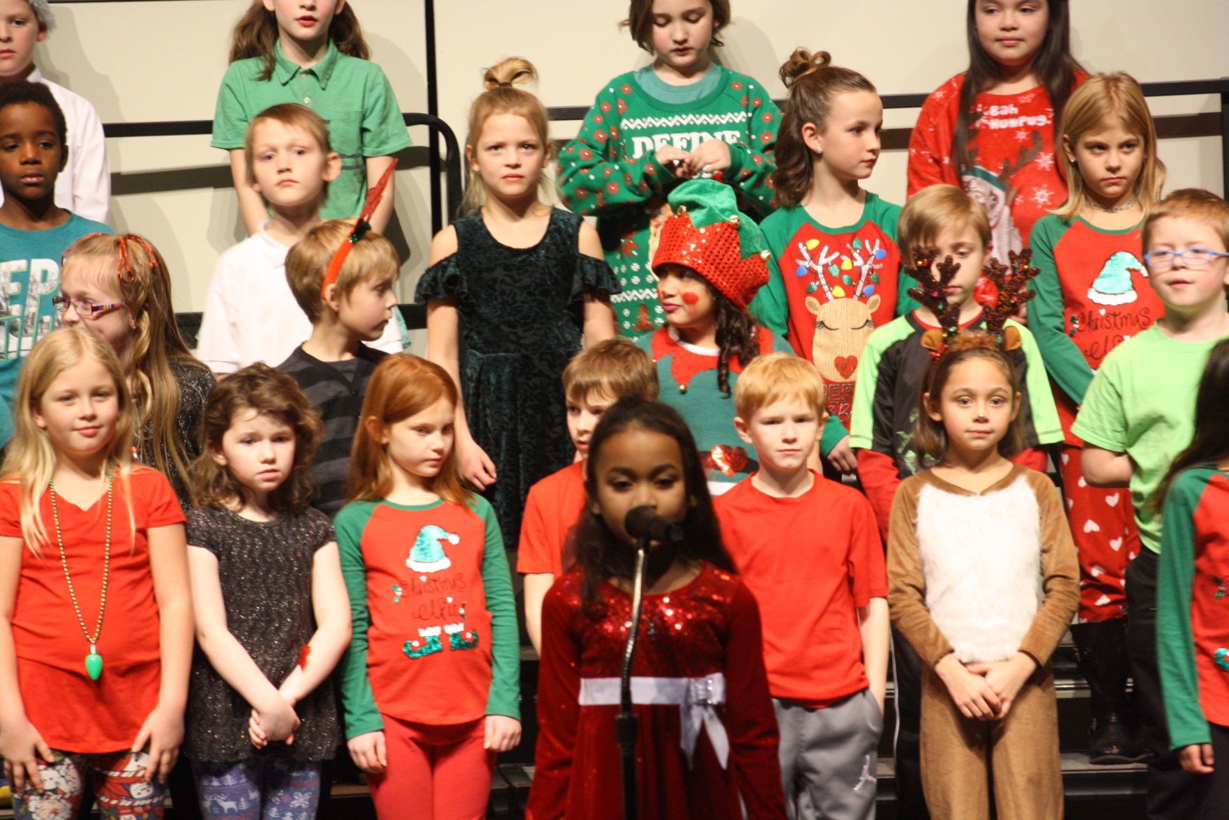 FC 2nd Grade Concert (35).JPG